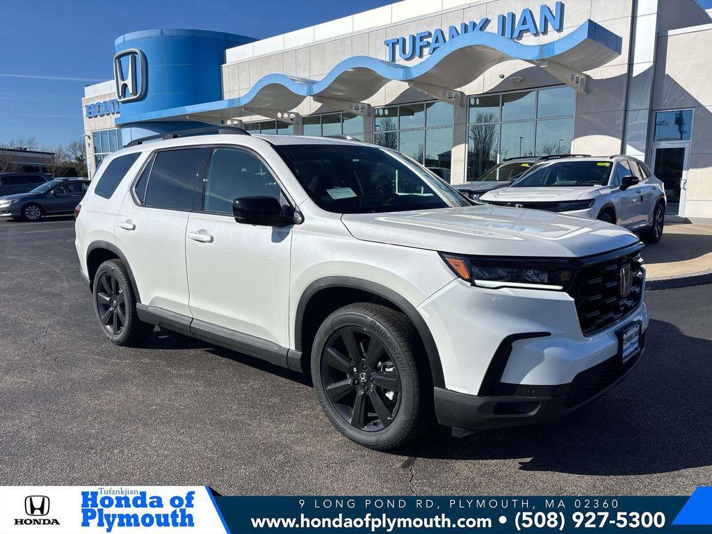 new 2025 Honda Pilot car, priced at $56,485