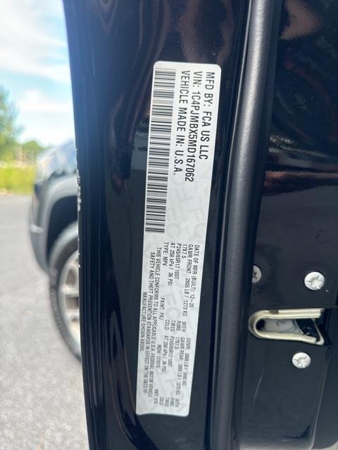 used 2021 Jeep Cherokee car, priced at $22,645