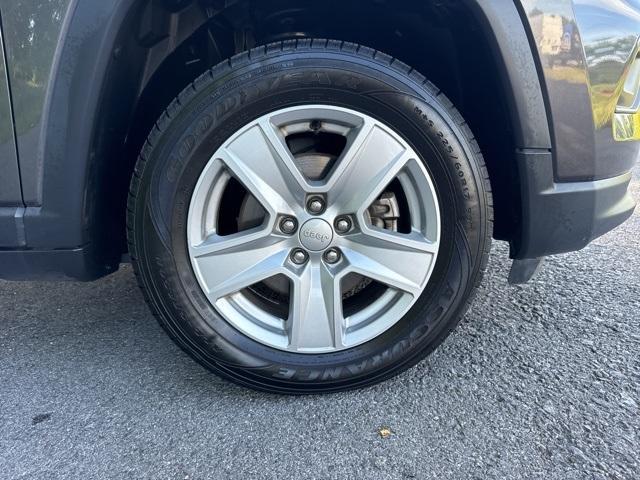 used 2022 Jeep Compass car, priced at $18,000