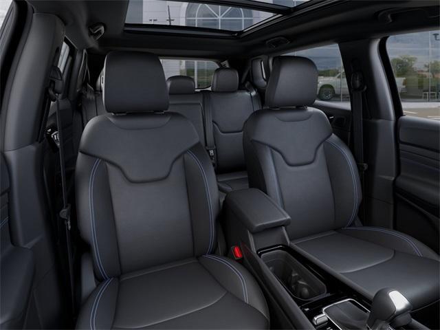 new 2025 Jeep Compass car, priced at $37,830