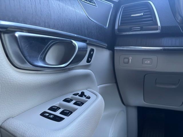 used 2020 Volvo XC90 car, priced at $27,965