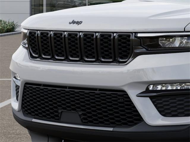 new 2025 Jeep Grand Cherokee car, priced at $54,910