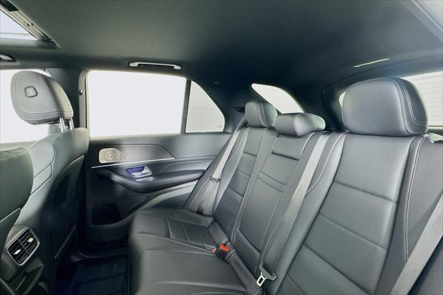 new 2025 Mercedes-Benz GLE 450 car, priced at $76,575