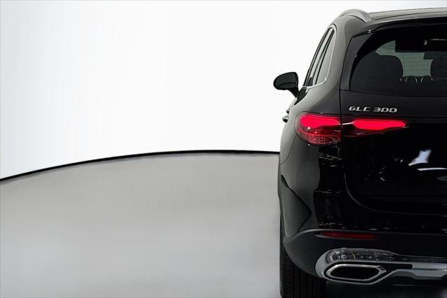 new 2025 Mercedes-Benz GLC 300 car, priced at $52,405