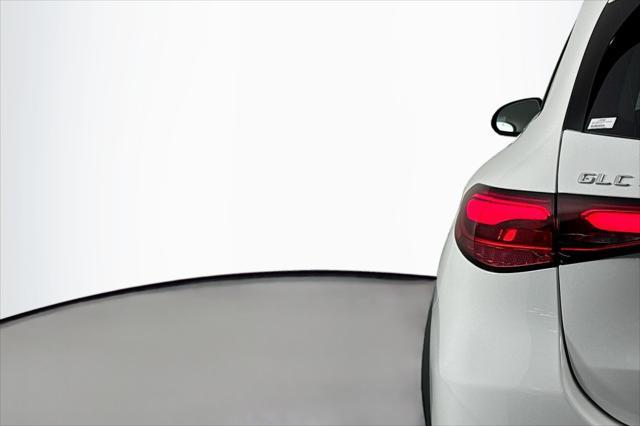 new 2025 Mercedes-Benz GLC 350e car, priced at $62,285
