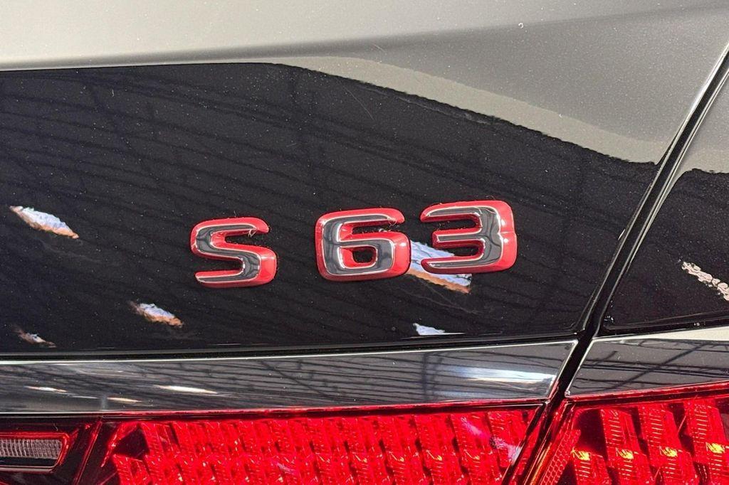 new 2025 Mercedes-Benz AMG S 63 E car, priced at $196,595