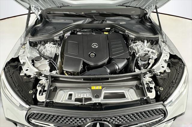 new 2025 Mercedes-Benz GLC 300 car, priced at $67,045