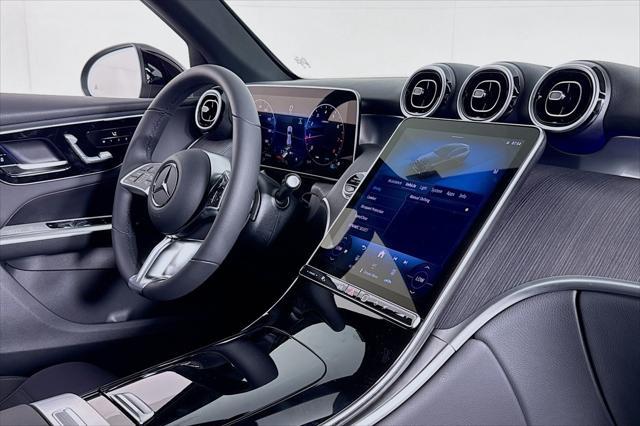 new 2025 Mercedes-Benz GLC 300 car, priced at $51,415