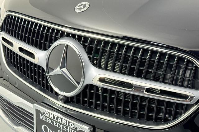new 2025 Mercedes-Benz GLC 300 car, priced at $51,415