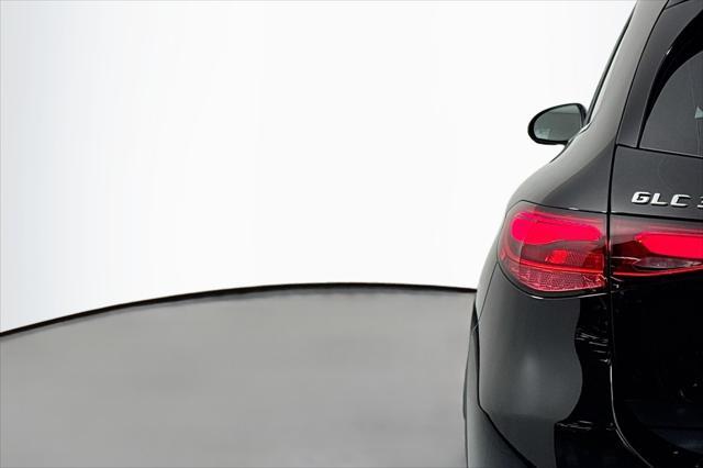 new 2025 Mercedes-Benz GLC 300 car, priced at $51,415