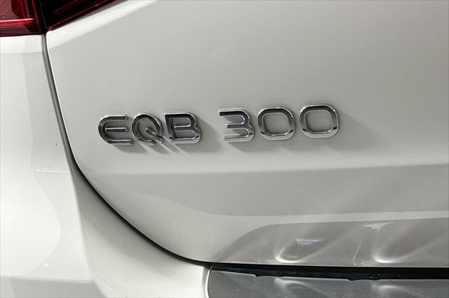 new 2024 Mercedes-Benz EQB 300 car, priced at $62,325