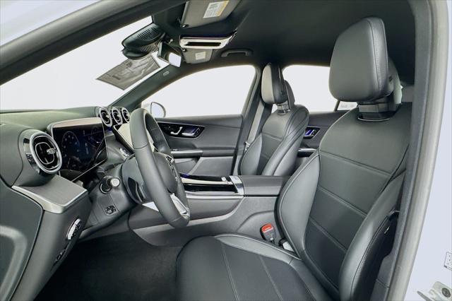 new 2025 Mercedes-Benz GLC 300 car, priced at $51,615