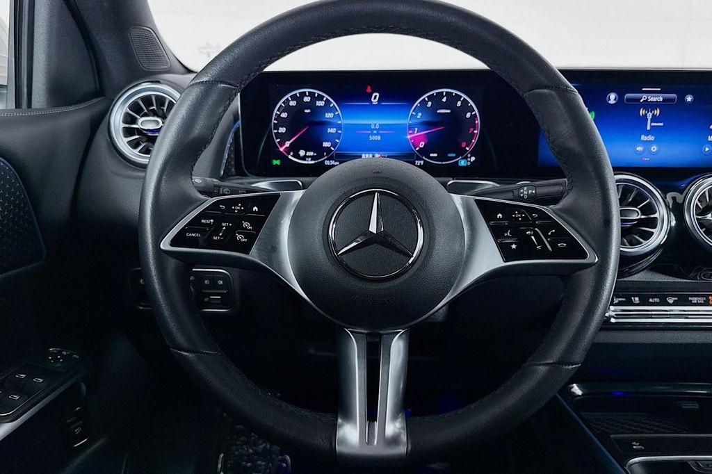 used 2025 Mercedes-Benz GLB 250 car