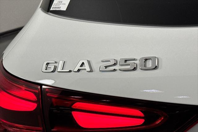 new 2025 Mercedes-Benz GLA 250 car, priced at $46,195