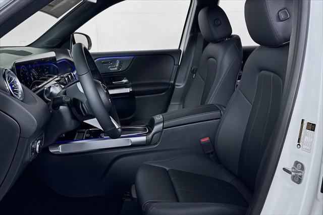 new 2025 Mercedes-Benz GLB 250 car, priced at $47,145