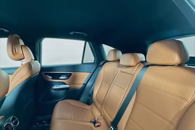 new 2025 Mercedes-Benz GLC 300 car, priced at $51,195