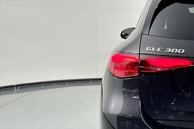 new 2025 Mercedes-Benz GLC 300 car, priced at $52,365