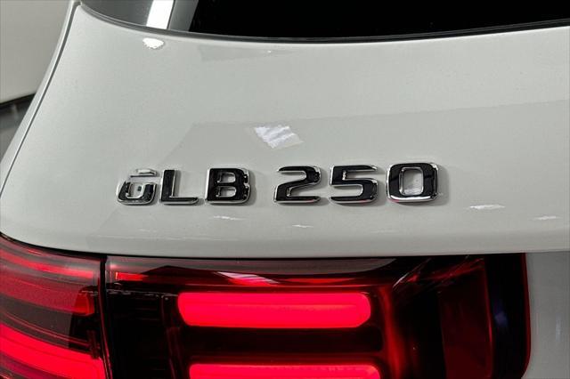 new 2025 Mercedes-Benz GLB 250 car, priced at $47,145