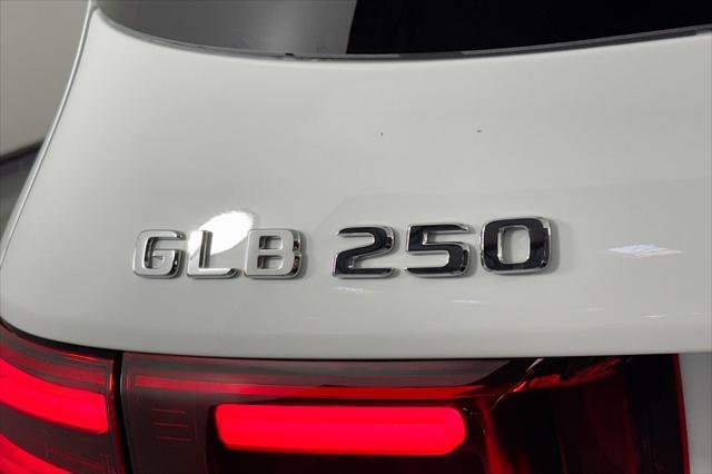 new 2025 Mercedes-Benz GLB 250 car, priced at $48,345