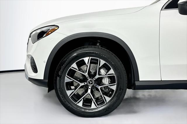 new 2025 Mercedes-Benz GLC 350e car, priced at $66,065