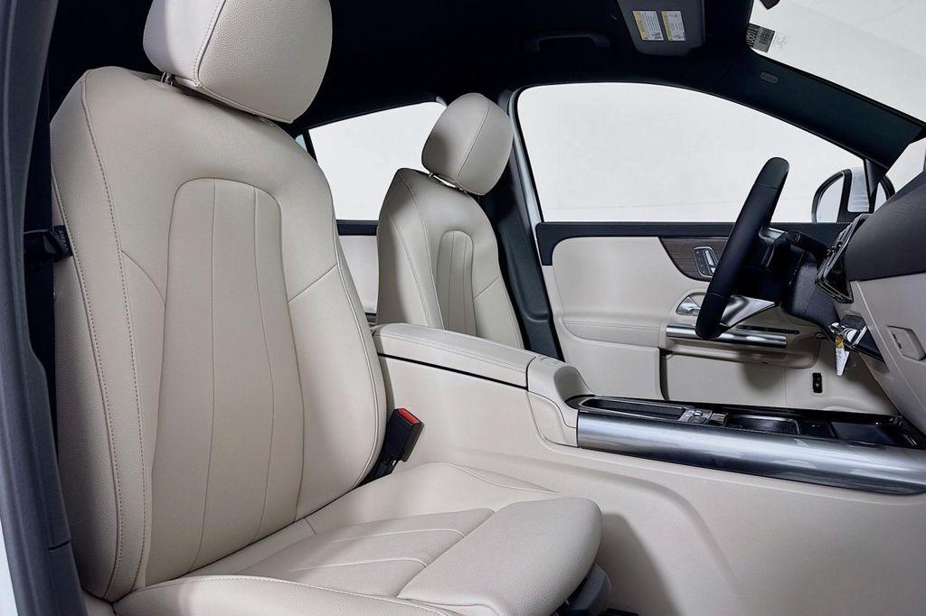 new 2026 Mercedes-Benz GLA 250 car, priced at $43,780