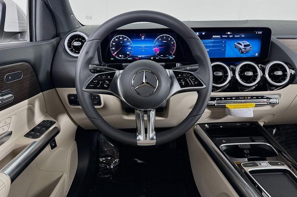 new 2026 Mercedes-Benz GLA 250 car, priced at $43,780