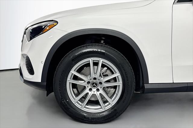 new 2025 Mercedes-Benz GLC 300 car, priced at $51,045