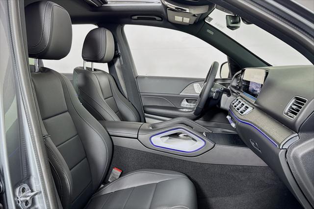 new 2025 Mercedes-Benz GLE 450 car, priced at $75,325
