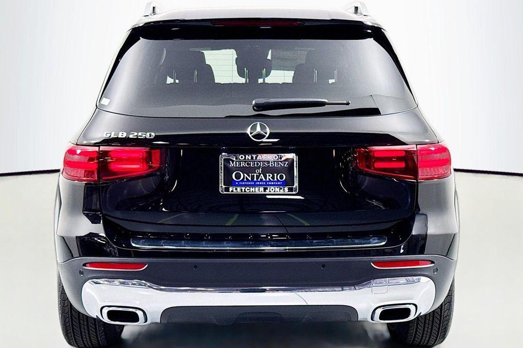 new 2025 Mercedes-Benz GLB 250 car, priced at $47,145