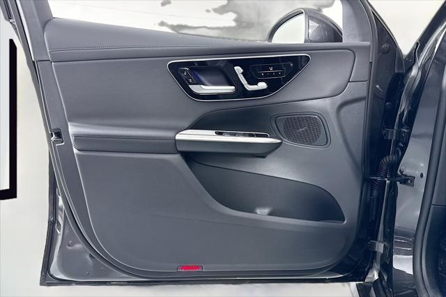 new 2025 Mercedes-Benz GLC 300 car, priced at $52,295
