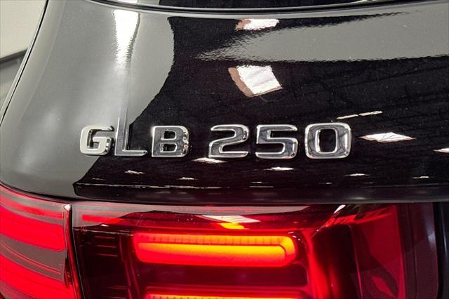 new 2025 Mercedes-Benz GLB 250 car, priced at $47,145