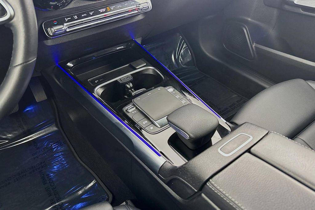 used 2021 Mercedes-Benz GLB 250 car, priced at $26,882