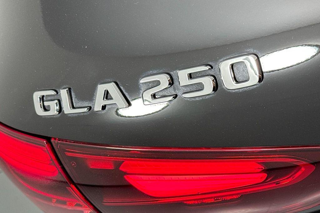 new 2026 Mercedes-Benz GLA 250 car, priced at $44,655
