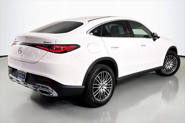 new 2025 Mercedes-Benz GLC 300 car, priced at $60,645
