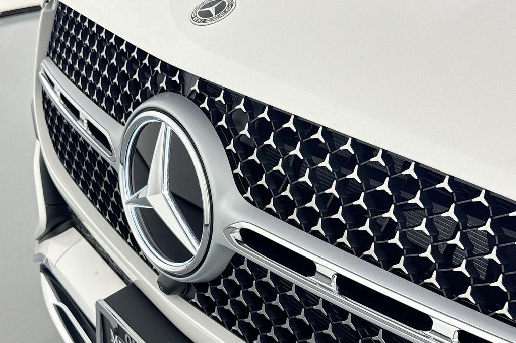 new 2026 Mercedes-Benz GLE 450 car, priced at $83,320
