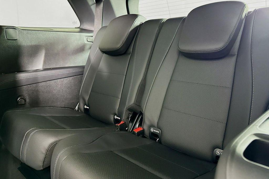 new 2025 Mercedes-Benz GLS 450 car, priced at $94,835
