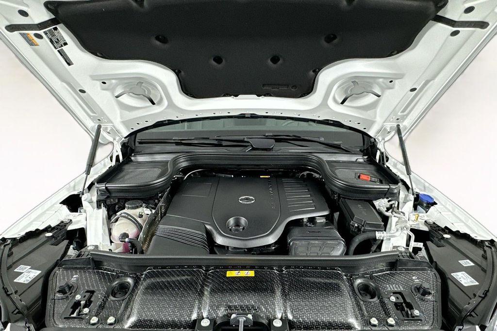 new 2025 Mercedes-Benz GLS 450 car, priced at $94,835