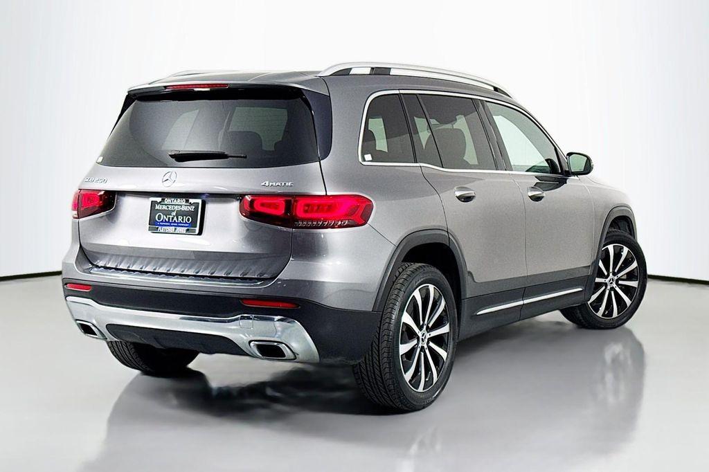 used 2022 Mercedes-Benz GLB 250 car, priced at $35,484