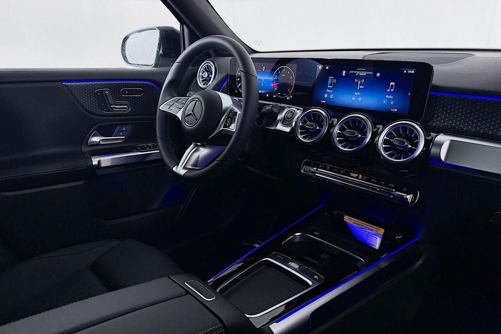 new 2025 Mercedes-Benz GLB 250 car, priced at $47,145
