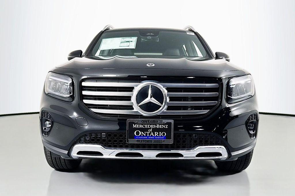 new 2025 Mercedes-Benz GLB 250 car, priced at $47,145