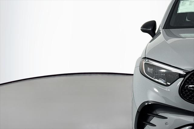 new 2025 Mercedes-Benz GLC 300 car, priced at $58,720