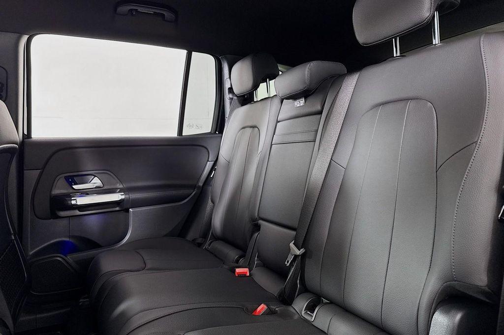 new 2025 Mercedes-Benz GLB 250 car, priced at $47,145