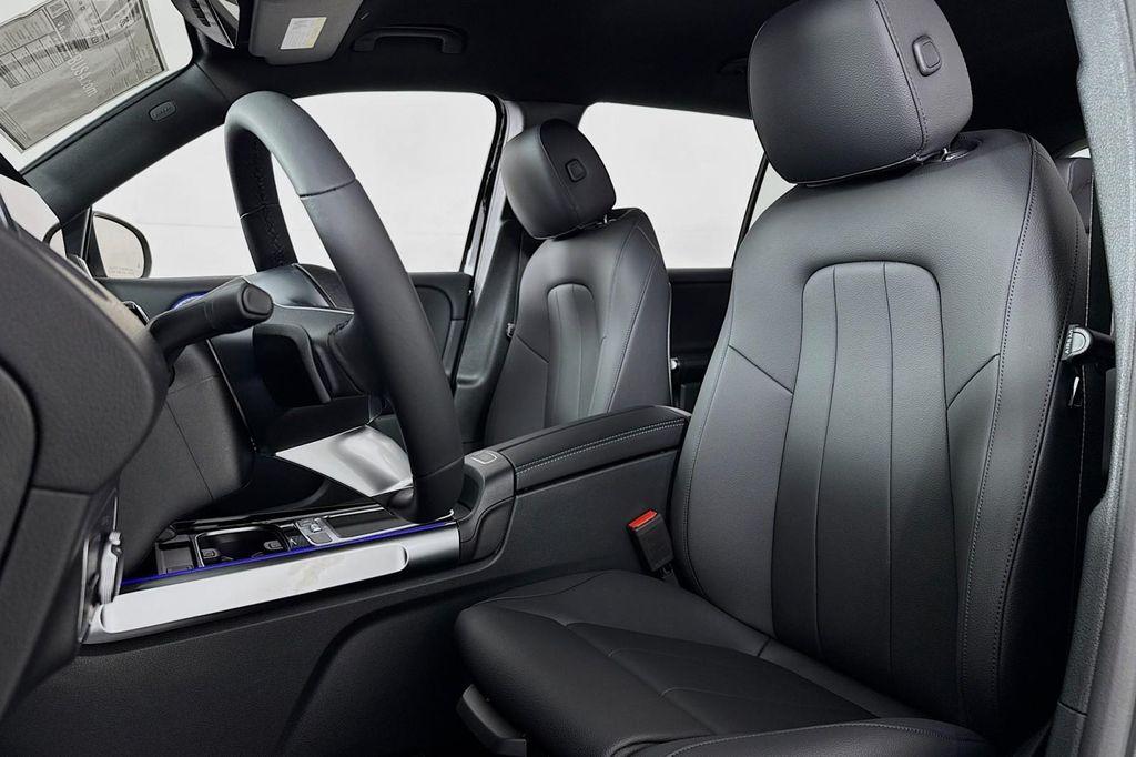 new 2025 Mercedes-Benz GLB 250 car, priced at $47,145