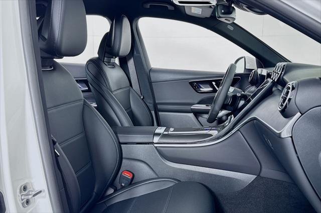 new 2025 Mercedes-Benz GLC 300 car, priced at $52,095