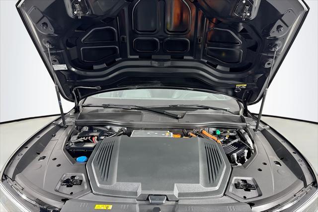 used 2022 Audi e-tron car, priced at $37,984