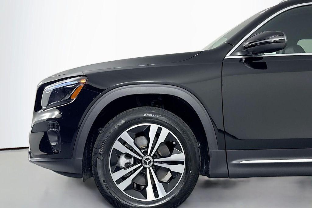 new 2025 Mercedes-Benz GLB 250 car, priced at $44,550