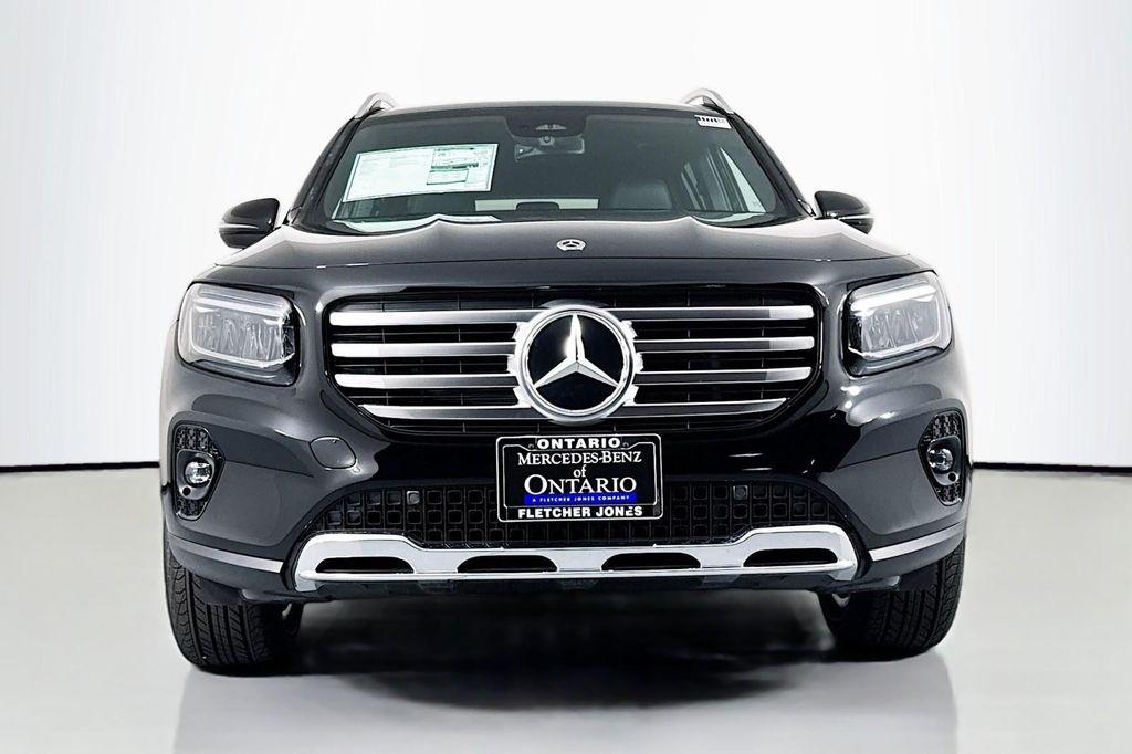 new 2025 Mercedes-Benz GLB 250 car, priced at $44,550