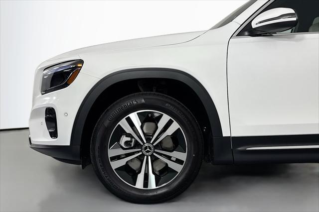 new 2025 Mercedes-Benz GLB 250 car, priced at $47,145