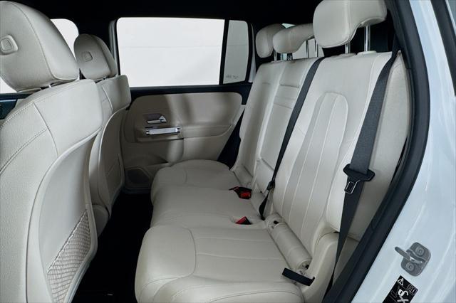 new 2025 Mercedes-Benz GLB 250 car, priced at $47,145