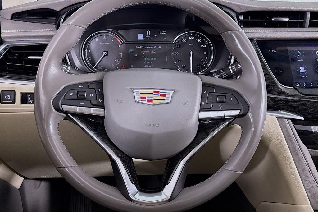 used 2021 Cadillac XT6 car, priced at $35,983